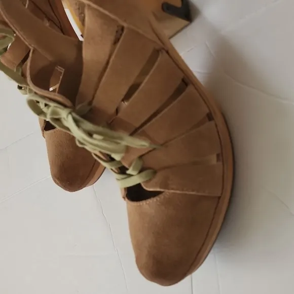 Anthropologie Latigo Cali Lace-up Clogs Tan Leather Wooden Sole Size 9.5 M NEW