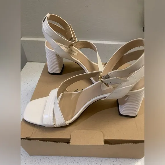 ANTONIO MELANI Cream Ivory Croc Print Ankle Strap Open Toe Block Heels Shoes 7.5