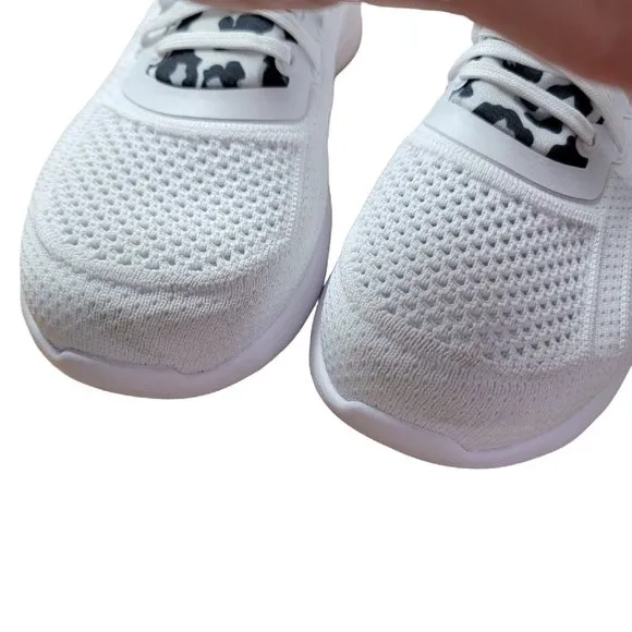 APL TECHLOOM TRACER Running Shoes Women Sz 10.5 White Black Leopard Animal Print