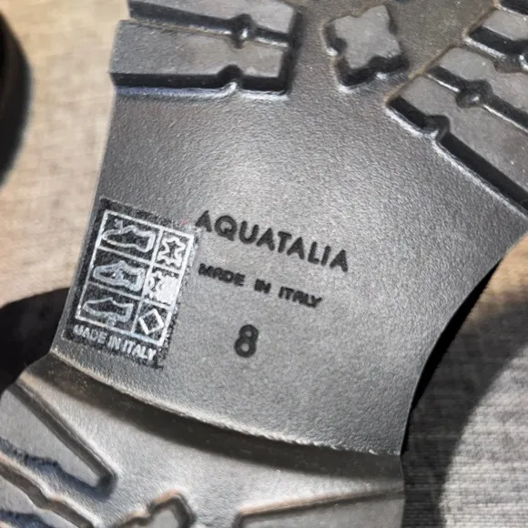 Aquatalia Black Ankle Boots Sleek Minimalist Design