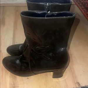 Aquatalia Olive Patent Ankle Boots