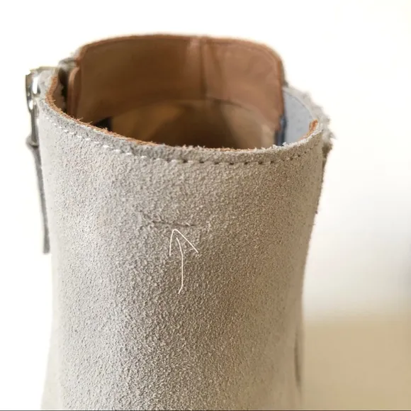Aquatalia Square Toe Weatherproof Bootie In Grey Size 8 M