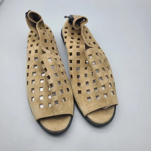 Arche Sandals Tan Drick Slip On Nubuck Leather Open Toe Women Sz 39 US 8 France