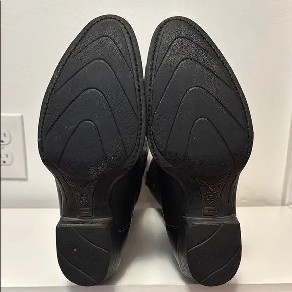 Ariat Black Cowboy Boots