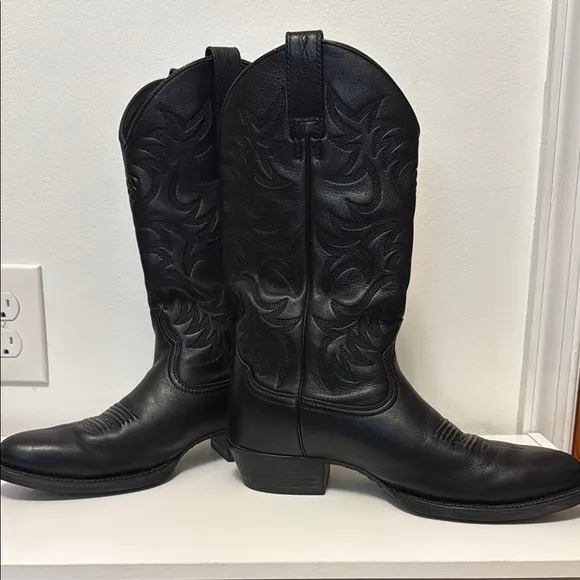 Ariat Black Cowboy Boots