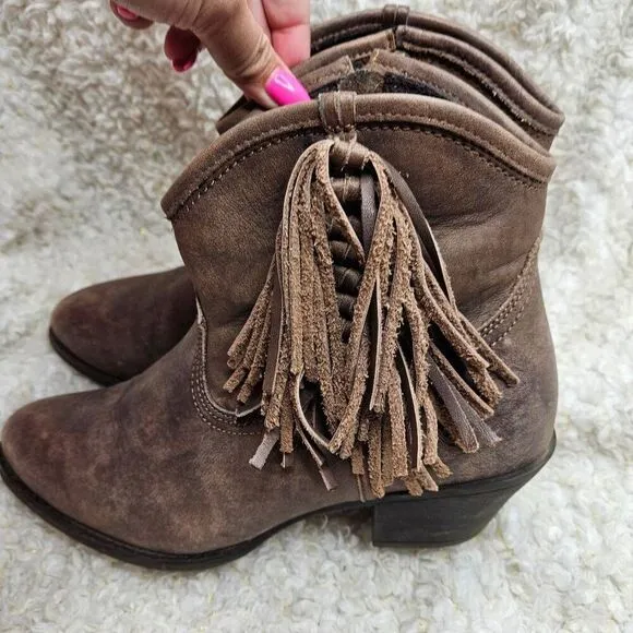 Ariat Duchess Fringed Leather‎ Western Ankle Boots sz 8.5