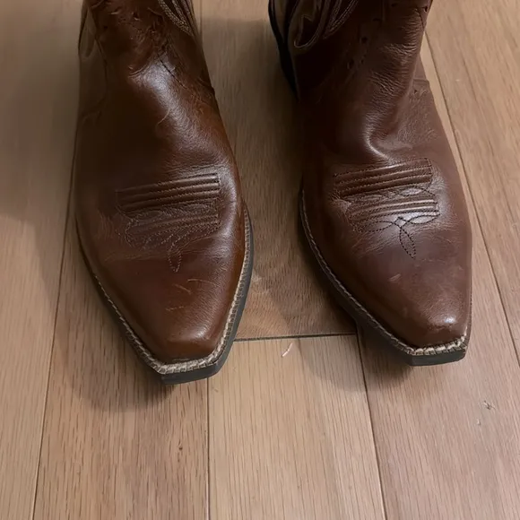 Ariat | Girls Boots | Leather | size 4.5