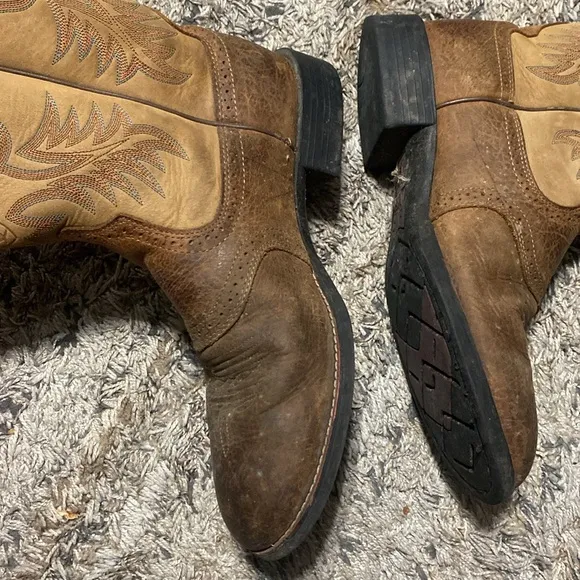 Ariat Heritage Crepe Men's Brown and Tan Western Boots sz 12 EE