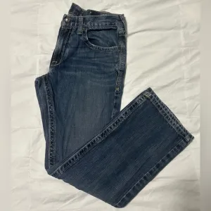 ARIAT jeans