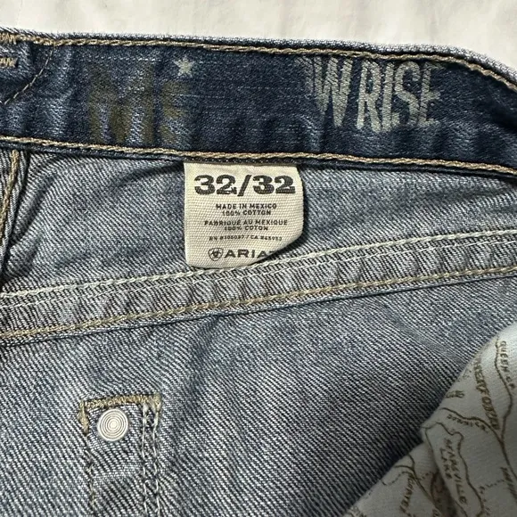 ARIAT jeans