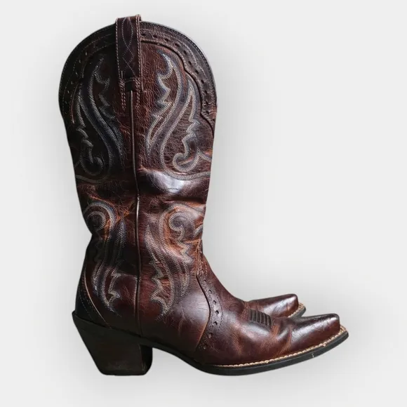Ariat Women's Heritage Blue Stitched Boots, Snip Toe, Size 7.5B