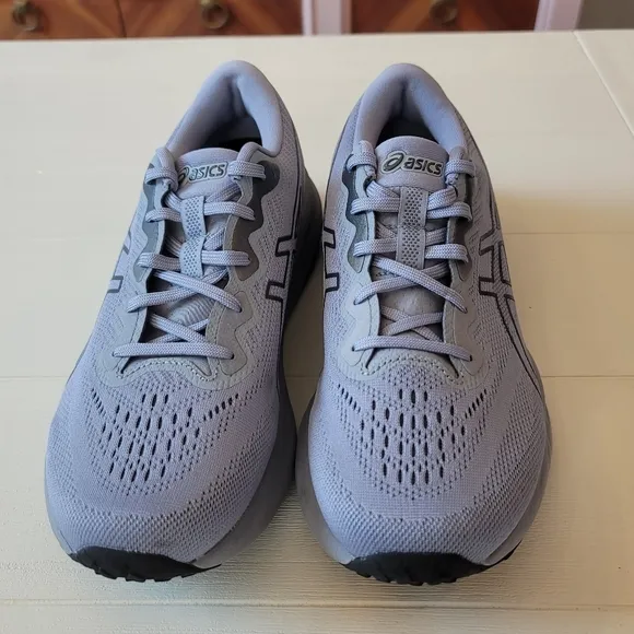 ASICS Pulse 15 Running Shoes in Sheet Rock Carrier Grey