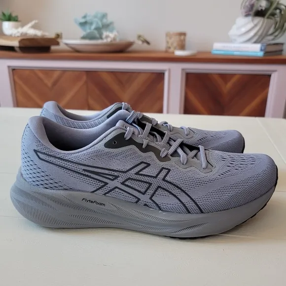 ASICS Pulse 15 Running Shoes in Sheet Rock Carrier Grey
