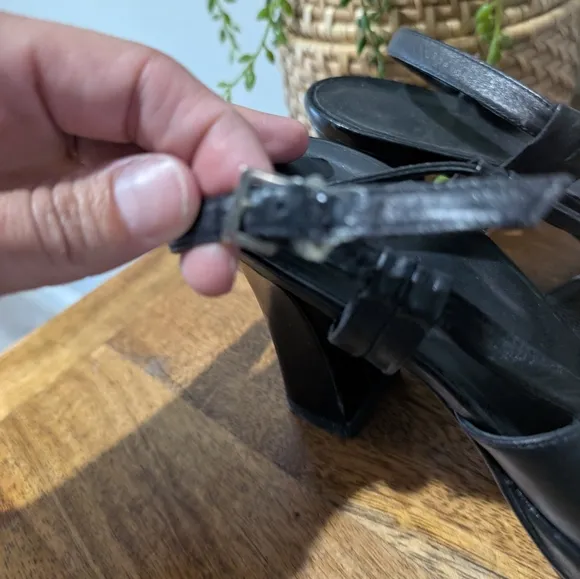 Authenticated Vintage Gucci Slingback Black Open Toe 4.5&quot; Heels Size‎ 5.5