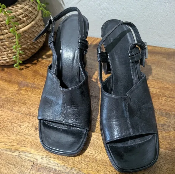 Authenticated Vintage Gucci Slingback Black Open Toe 4.5&quot; Heels Size‎ 5.5