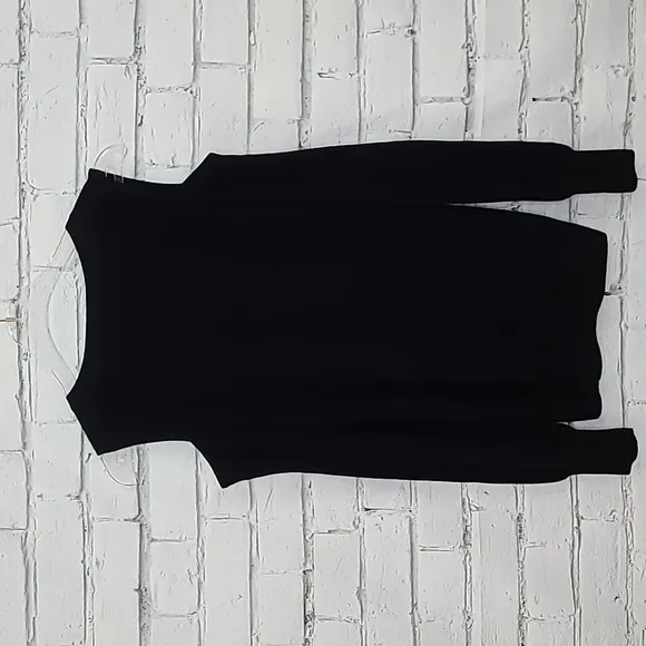 Autumn Cashmere Cold-Shoulder V-Neck Long Sleeve Cashmere Sweater in Black - NWT