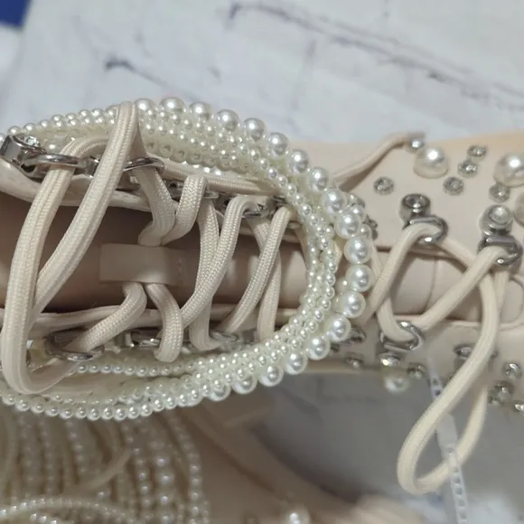 Azalea Wang, Twinkley Pearl Rhinestone Embellished Cream Lace-Up Ankle Boots 7.5