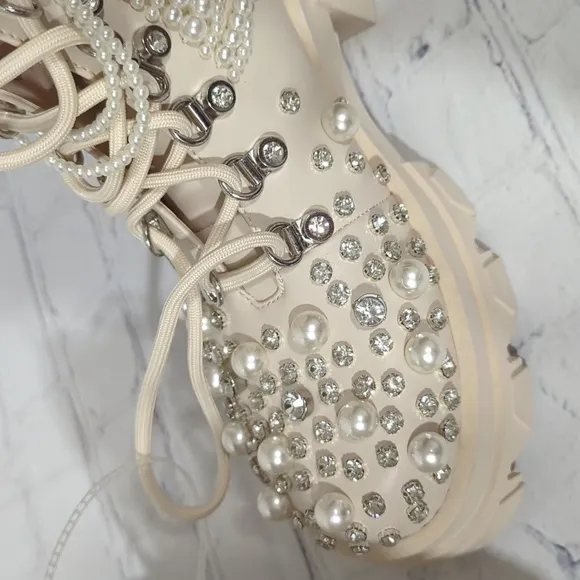 Azalea Wang, Twinkley Pearl Rhinestone Embellished Cream Lace-Up Ankle Boots 7.5