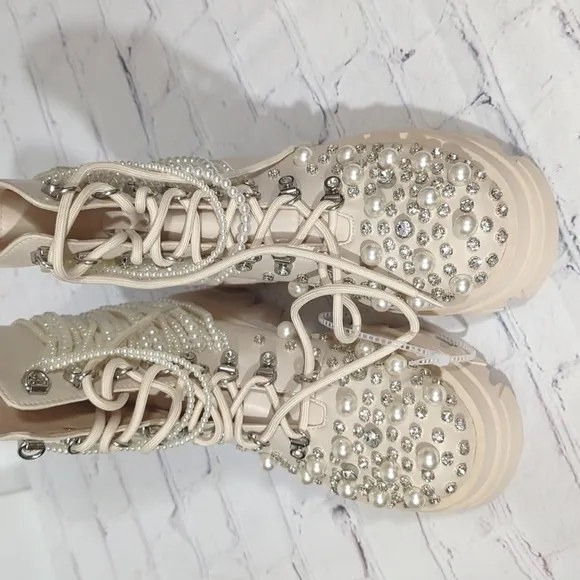 Azalea Wang, Twinkley Pearl Rhinestone Embellished Cream Lace-Up Ankle Boots 7.5