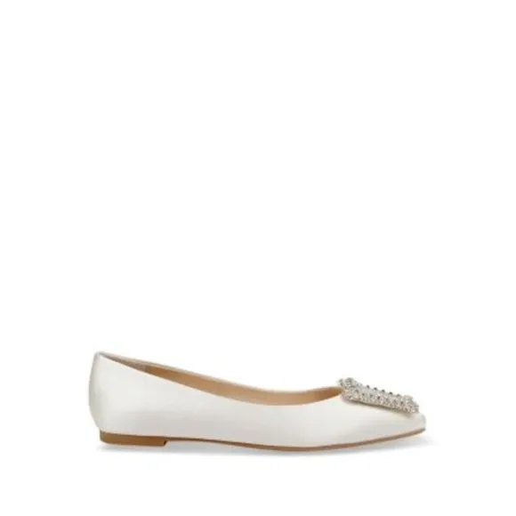 BADGLEY MISCHKA Womens Ivory Hardware Emerie Pointed Toe Slip On Flats Shoes 7