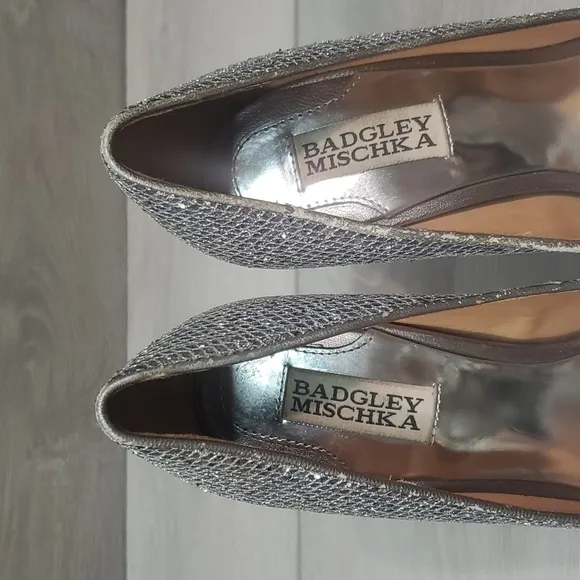 Badgley Mischka Womens Sparkly Glitter High Heels Open Toe shoes sz 7M