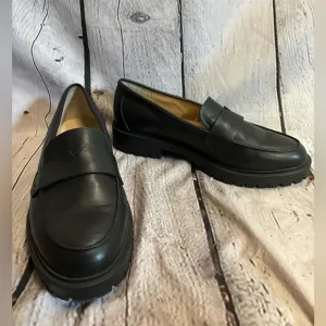 Banana Republic Leather Vee Strap Lug Sole Loafer Shoes Black Size 10 Women’s