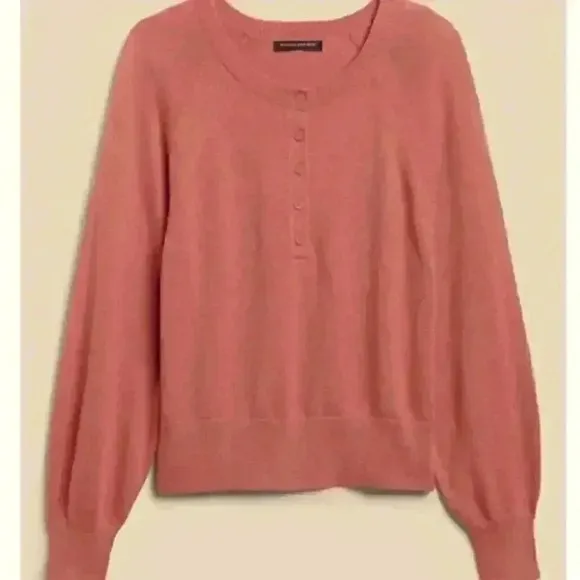 Banana Republic Raglan Henley Sweater