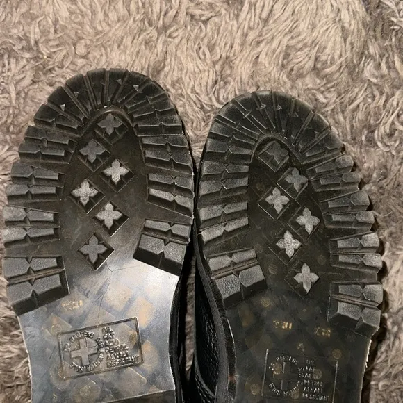 Barely Worn Women’s Doc Dr Martens Sinclair Black Nappa Leather Boots Size US 11