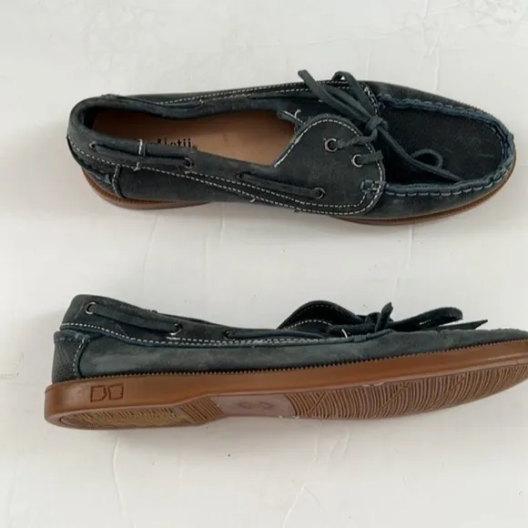 Bed Stu blue suede loafer perforated distressed leather boat slip on laced shoes