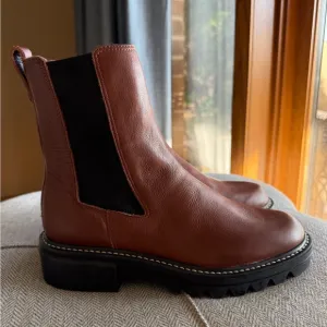 BERNADO STUDIO Lug Booties