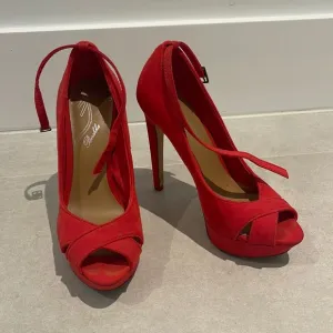 Bershka women size 36 6 red open toe heel stilleto shoes suede type fabric