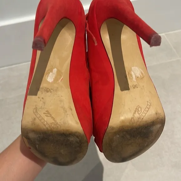 Bershka women size 36 6 red open toe heel stilleto shoes suede type fabric