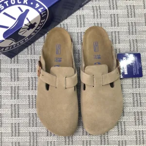 BEST NWT | Women's Taupe Suede Birkenstock Boston Shoes - Narrow Fit