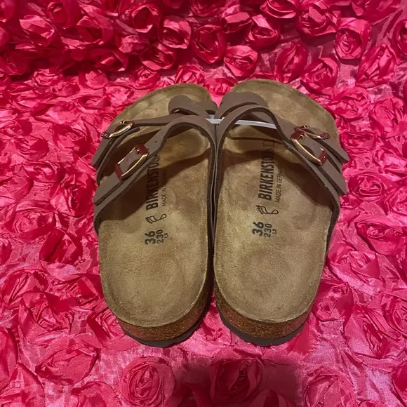 Birkenstock Mayari mocha sandals