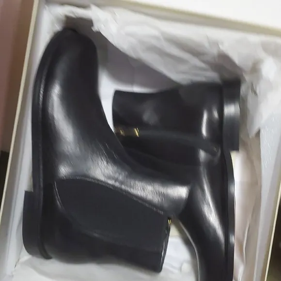 Black Leather Chelsea Boots