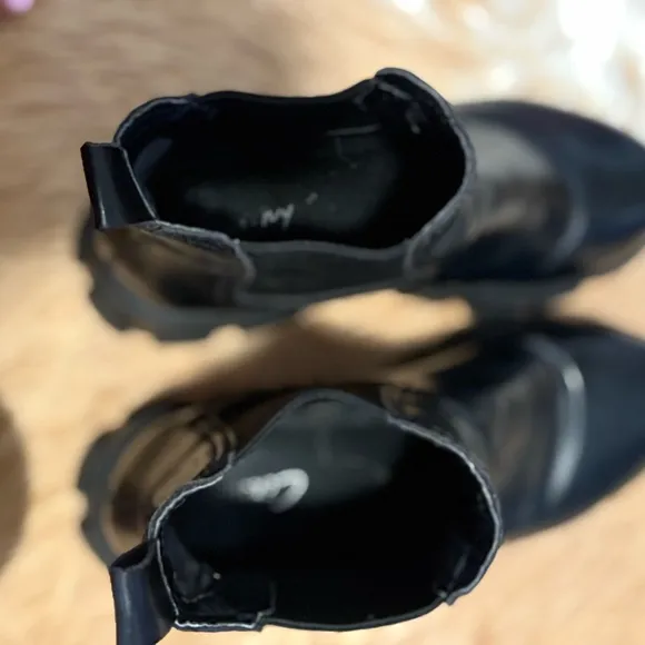 Black Leather circus by Sam Edelman chunky Boots