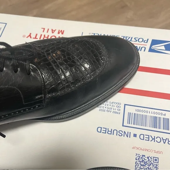 Black Mezlan Genuine Crocodile Dress Shoes - Sz 11.5