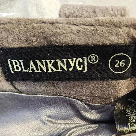 BLANK NYC Rock the Boat Suede Miniskirt with Pockets Grey 26