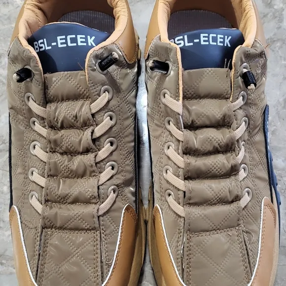 BLS-ECKE AIR Leather Slip On Sneakers Running Shoes Men’s 43.  New/no tag- box.