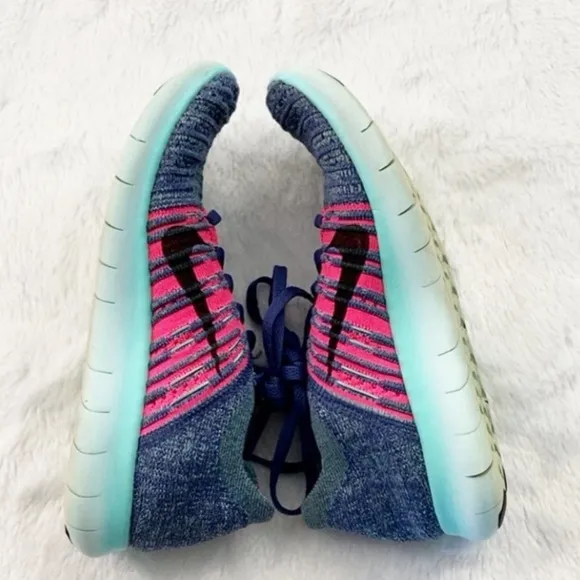 Blue and Pink Nike Free Run Flyknit Tennis Running Shoes, size 6