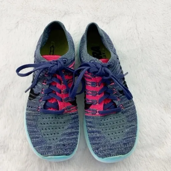 Blue and Pink Nike Free Run Flyknit Tennis Running Shoes, size 6