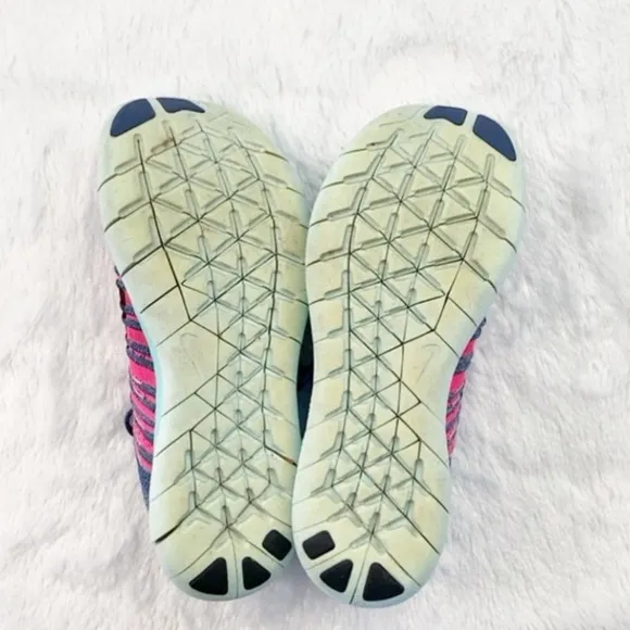 Blue and Pink Nike Free Run Flyknit Tennis Running Shoes, size 6