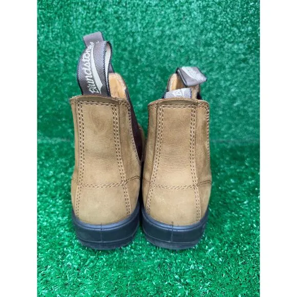 BLUNDSTONE Saddle Brown Leather Chelsea All Terrain Boots Women's US 7 AUS 4