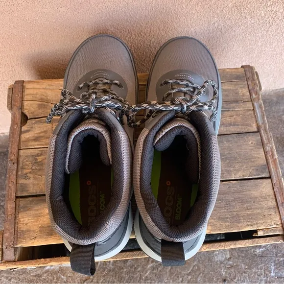 Bogs Men’s Shale Mid Safety Toe Shoes