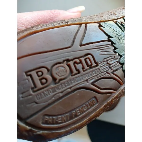 BORN Hand Crafted Shoes  Leather Lace Up Tree Carved on Bottom Sole Sz 8 Unique