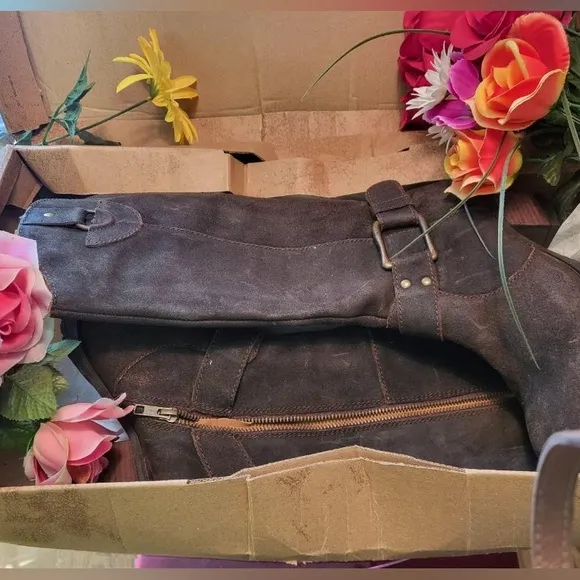 Born Loreza Brown Rustic Leather Boots