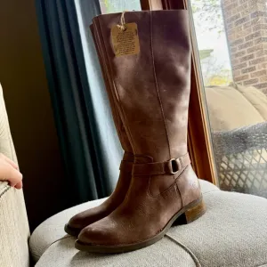 BORN Women's Saddler Taupe Brown Leather Knee-High Boots