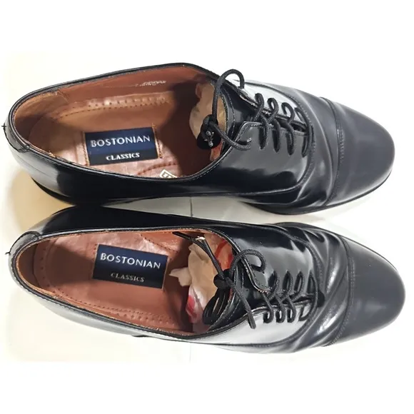 Bostonian Classics~ Men's Size 9.5W~ Black Leather Oxford Shoes.