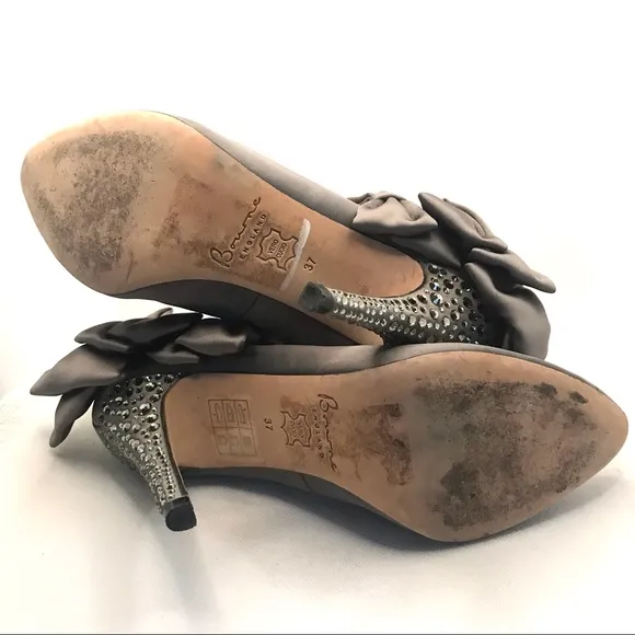 BOURNE ENGLAND GRAY SATIN BOW DETAIL SHOES WITH RHINESTONE HEELS (37)