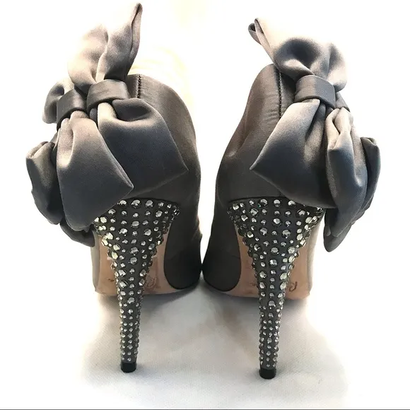 BOURNE ENGLAND GRAY SATIN BOW DETAIL SHOES WITH RHINESTONE HEELS (37)